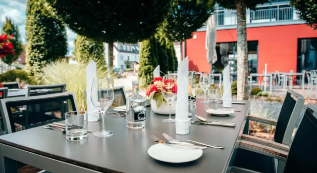 Hotel & Restaurant Ochsen Merklingen, Забронировать Отель Мерклинген 