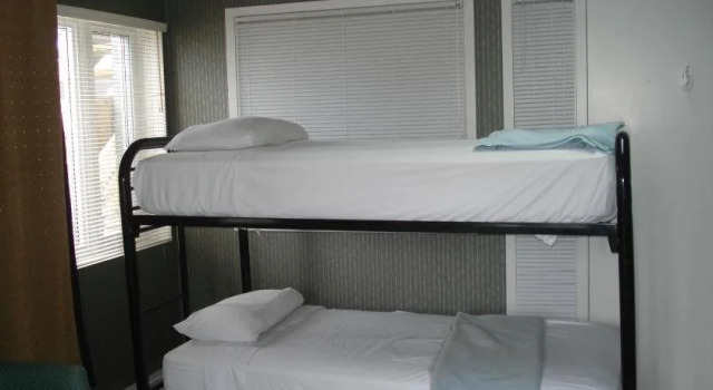 Auberge Internationale Espace Globetrotter, Buchen Sie Hotel Hotels in Québec mit Parkplatz, Parkplätze