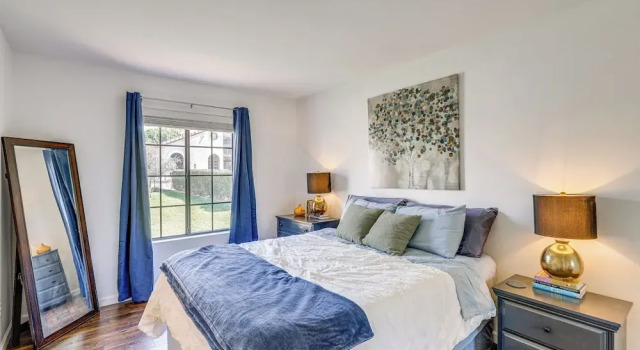 Quiet Condo w/ Pool Access, Near Arizona Boardwalk, Забронировать Апартаменты/квартира Отели Скотсдейл с парковкой, Парковка