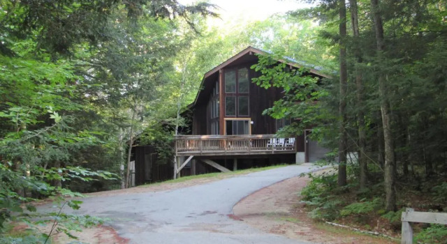 Crown Ridge Resort, Varaa Lomakeskus Hotellit New England uima-altaalla, Uima-allas