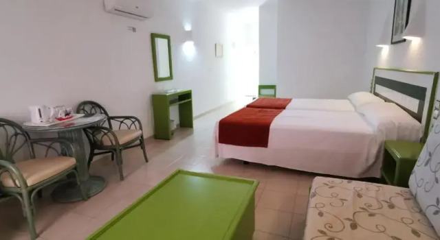 Двухместный номер Standard с балконом Hotel Puntazo II