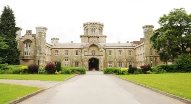 Warner Hotels - Studley Castle, Забронировать Отель Недорогие отели Уорикшир, недорого