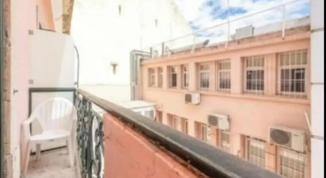 Happy at Chiado, Забронировать Отель Недорогие отели Мизерикорди, рядом с Театр Trindade, недорого