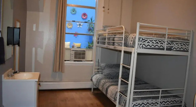 Номер Standard HI San Diego Downtown Hostel