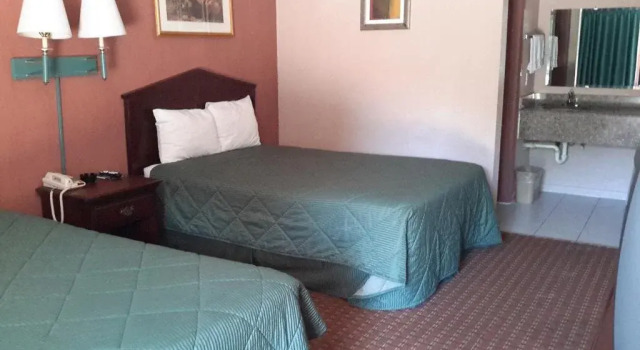 Budget Inn, Забронировать Отель Дженнингс Acadiana