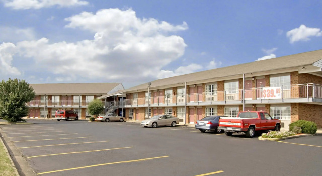 Americas Best Value Inn-Jonesboro, Boek Hotel Hotels in Missouri met zwembad, Zwembad