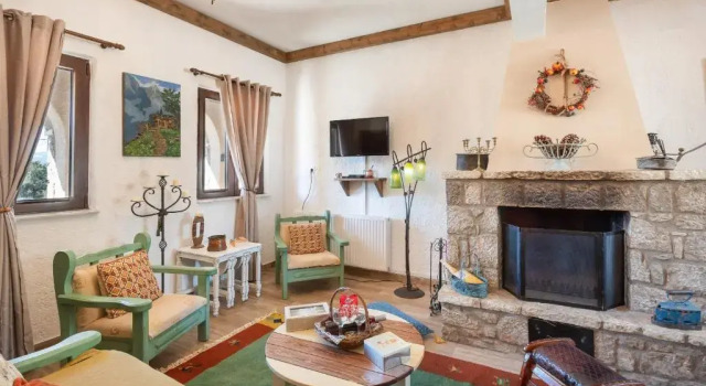 Коттедж Villa Dianne Apt 1 Livadi Arachovas