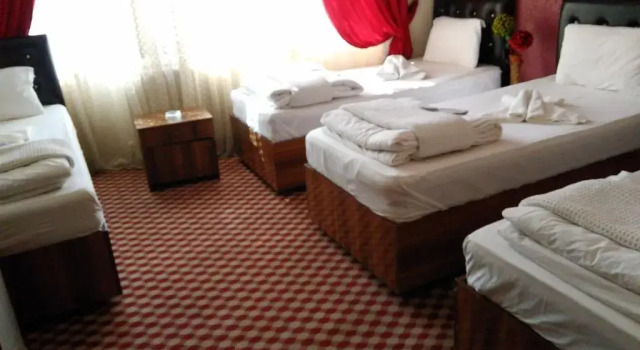 Трёхместный номер Standard с видом на город Meta Hotel