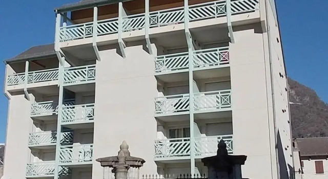 Appartement Bagnères-de-Luchon, 2 pièces, 5 personnes - FR-1-313-167