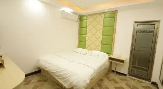 Yingtong Hotel