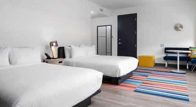 Четырёхместный номер Standard Aloft by Marriott Savannah Airport