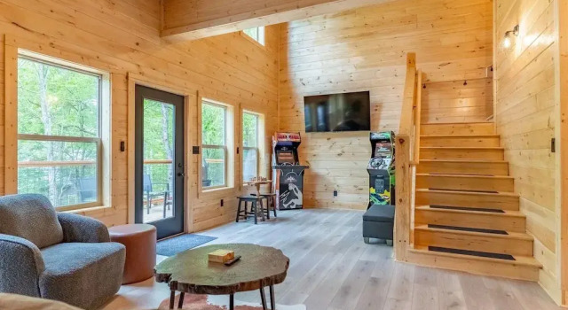 Brand New 2 bed 2 Bath Arcade Games Hot Tub