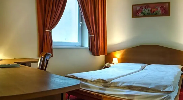 Номер Economy Hotel West