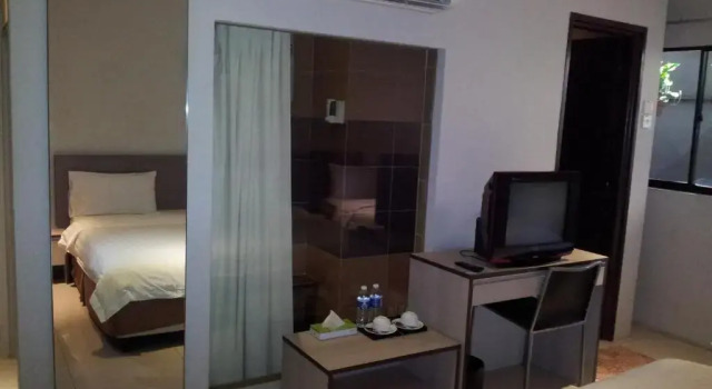Семейный номер Standard Jin Hotel