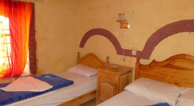 Les Pyramides Hotel, Rezervovat Hotel Hotely v Meknes-Tafilalet s parkováním, Parkování