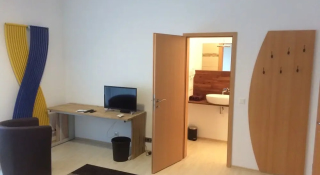 Pension Am Römerhof, Забронировать Отель Мюнценберг земля Гессен