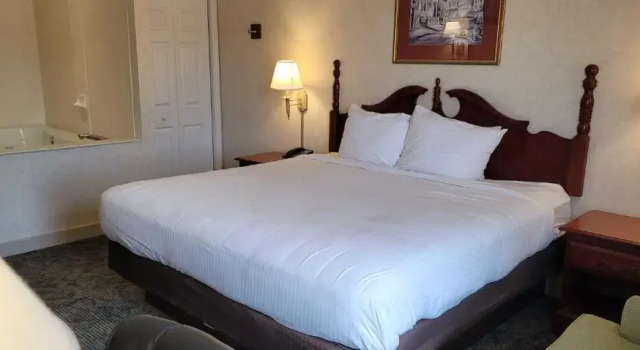 Люкс Spark By Hilton Newcomerstown