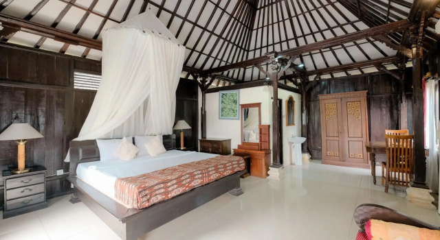Resto Apung and Bungalow Kedisan Batur Lake View RedPartner