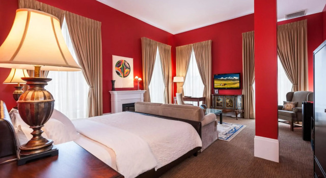 LHotel, Book Hotel Hotels in Montreal with Breakfast, near Clock Tower Beach, Breakfasts