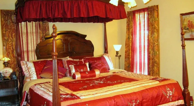 Alla's Historical Bed and Breakfast, Spa and Cabana, Foglalás Üdülőközpont Duncanville Dallas - Fort Worth Metropolitan Area