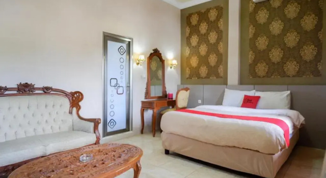 RedDoorz Plus near Haluoleo University, Reserva ahora Hotel Kendari South East Sulawesi