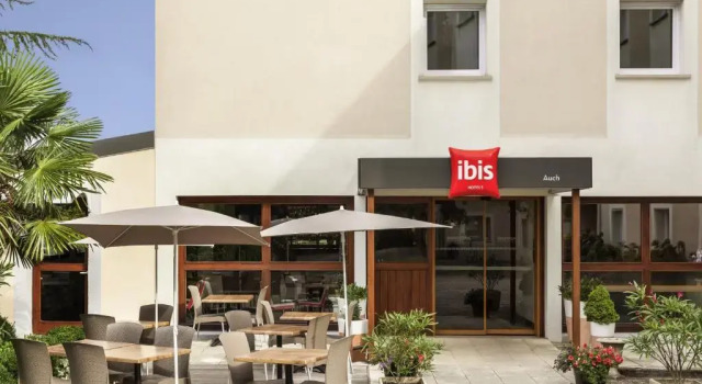 Standard chambre ibis Auch
