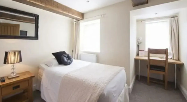Одноместный номер Standard Newtown House Hotel