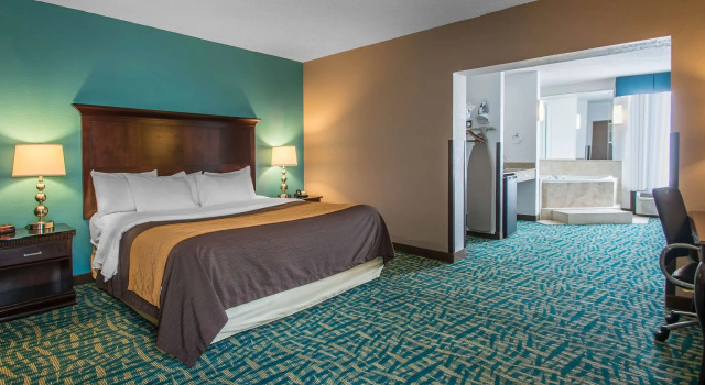 Comfort Inn & Suites Fort Lauderdale, Rezervovat Hotel Tamarac Fort Lauderdale West