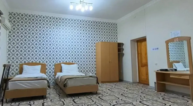 Kamilla, Rezervovat Hotel Hotely v Navoiy s parkováním, Parkování