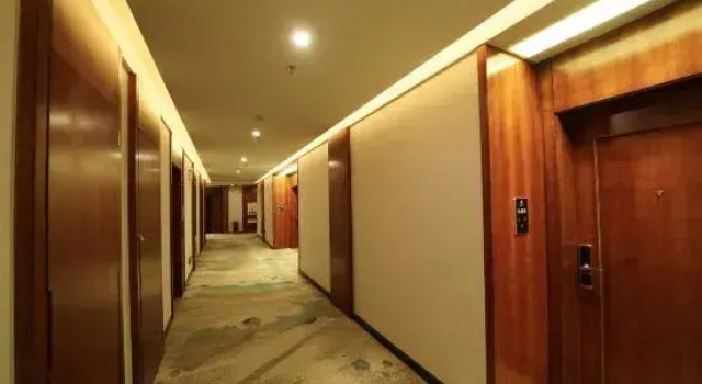 Dongpeng Hotel (Yichun Yizhou District Government Chengdong Branch)