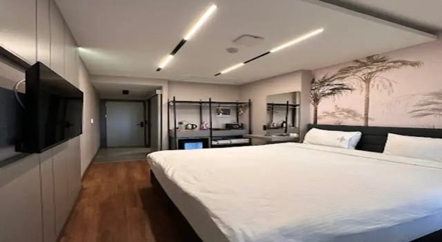 Uzunkum Hotel