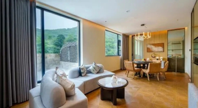 Люкс Royal Novotel Linfen Mount Yun