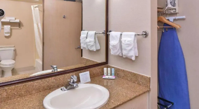 Номер Standard Hotel Nova SFO