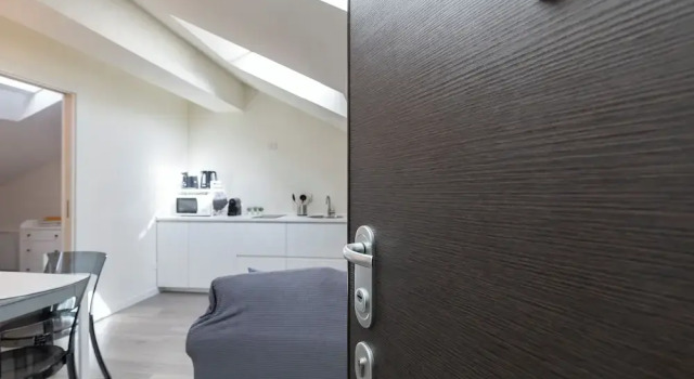 notaMi - Bright Attic M4 - 2 Bedrooms, Book Hotel Milan Lombardy