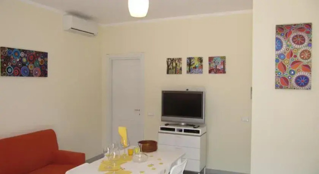Casa Margherita, Prenota Hotel Arcola Riviera Ligure