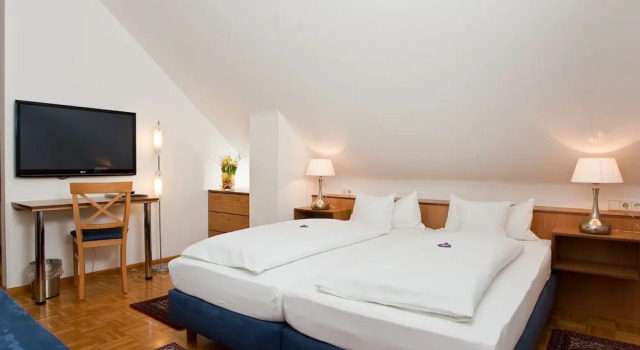 Трёхместный номер Standard с балконом Hotel garni Schacherer