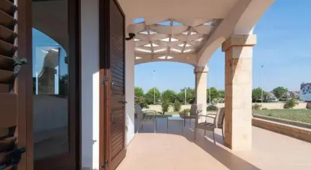 Yellow Sun Apartment, Buchen Sie Ferienwohnung Salve Salento