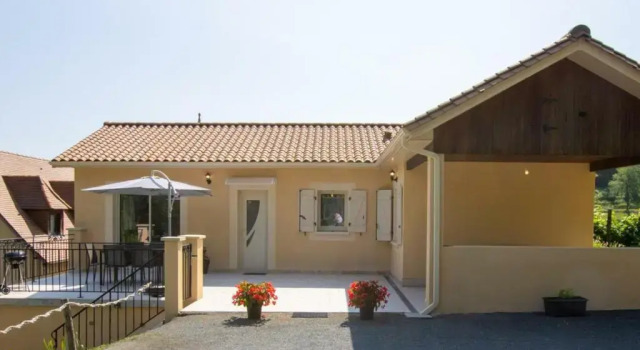 Maison indépendante avec Wi-Fi et parking à Auriac-du-Périgord - FR-1-616-202, Забронировать Отель Орьяк-дю-Перигор Black Perigord