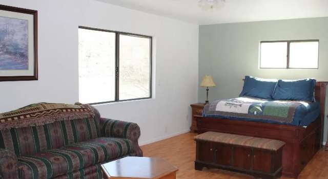 Moonridge Den- One Bedroom