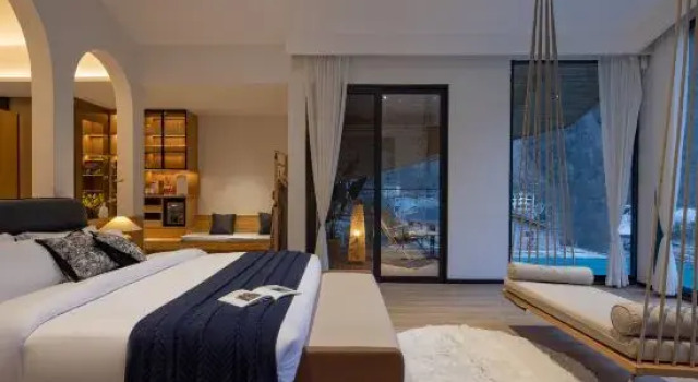 Люкс Hailuogou Luanxi Hidden Mountain Snow Mountain Scenic Hot Spring Resort Hote
