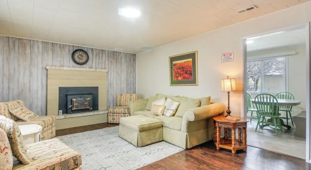 Коттедж с 3 комнатами Tropic Getaway Near Bryce Canyon National Park!