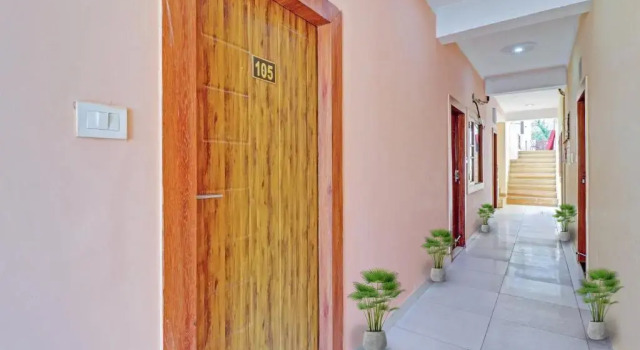 Capital O 88246 Tapovan Resort