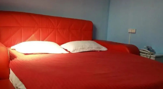 Taijing Yaxuan Business Hotel Tai'an Tianwai Village, Rezerwuj Hotel Hotele w Taishan z parkingiem, Parking