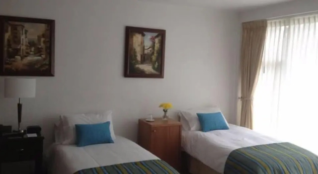 Трёхместный номер Standard Hotel Parkway Bogota