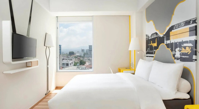 Kimaya Braga Bandung by Harris, Boek Hotel Hotels in Bandung met parkeren, in de buurt van Pasar Baru Trade Centre, Parkeren