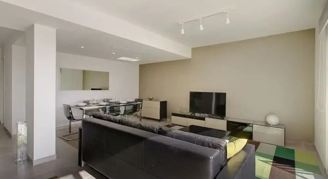 Marvellous Seafront Apartment in the Best Location