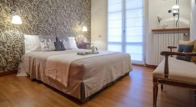 Hintown San Babila House, Забронировать Отель Отели Милана 3 звезды, рядом с Универмаг Excelsior, 3*