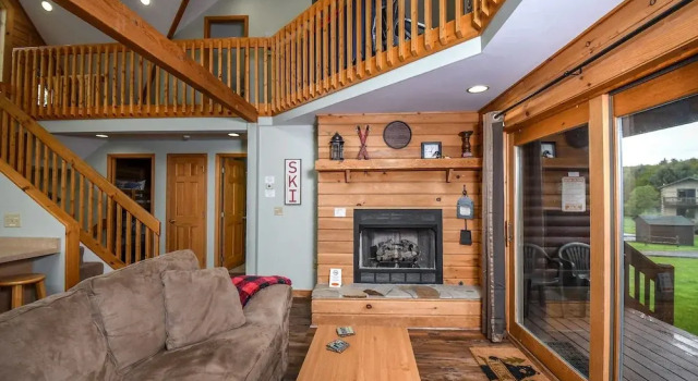 McKenzie's Cabin 2 Bedroom House, Buchen Sie Hotel McHenry 