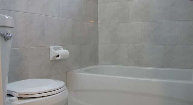 Четырёхместный номер Standard Embassy Motel