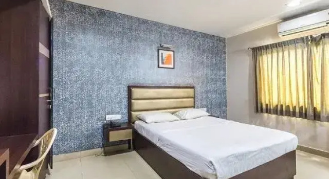 Naveen Regency